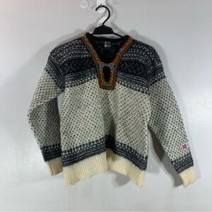 Vintage dale of norway pure wool pull-over folck , cardigan sweater